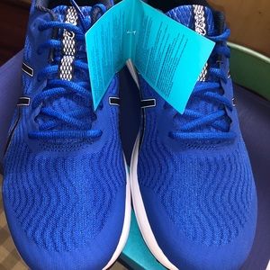 Men’s Royal Blue ASICS Patriot 12 Shoes